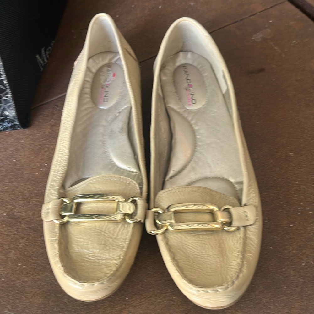 Bandolino Bflexible loafers size 10M